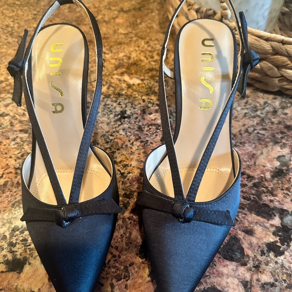 Unisa Black Slingback Heels